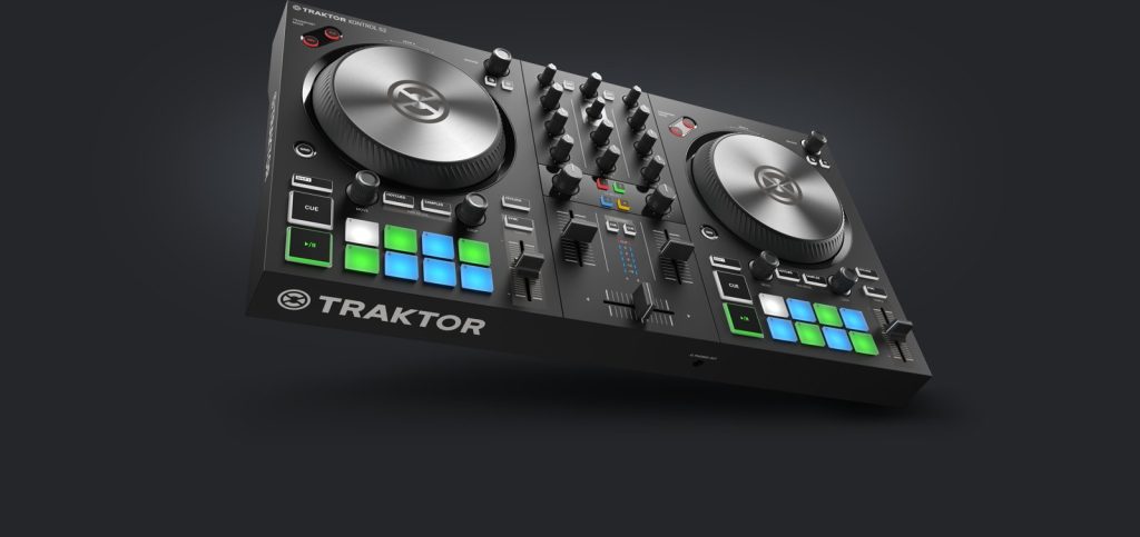 قیمت خرید دی جی کنترلر Traktor S2 MK3