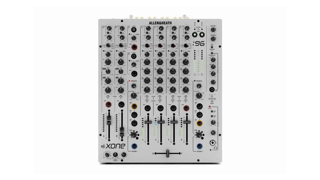 خرید میکسر حرفه‌ای Xone96